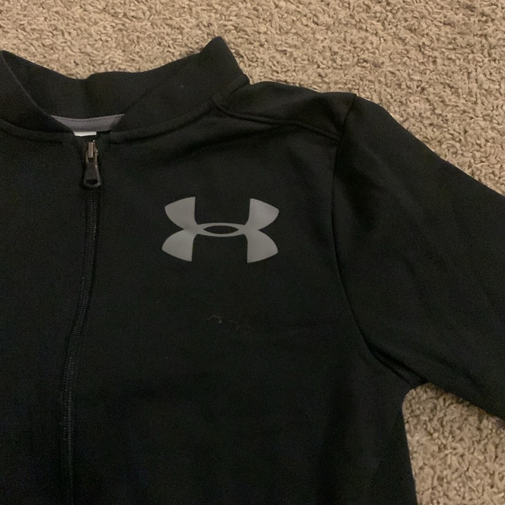 Under Armour light sweater/jacket - Picture 2 of 3